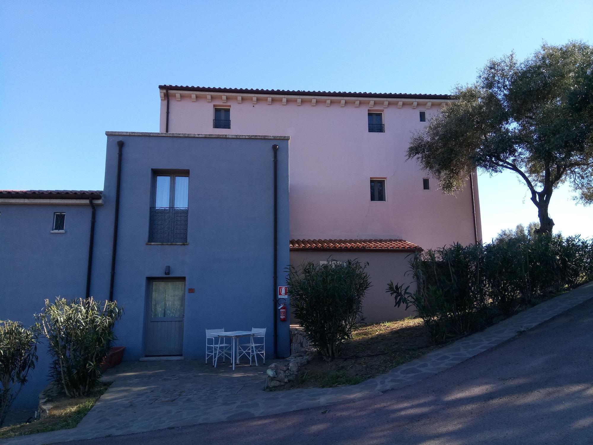 Hostal Liscia Country Relais Sant'Antonio di Gallura Exterior foto