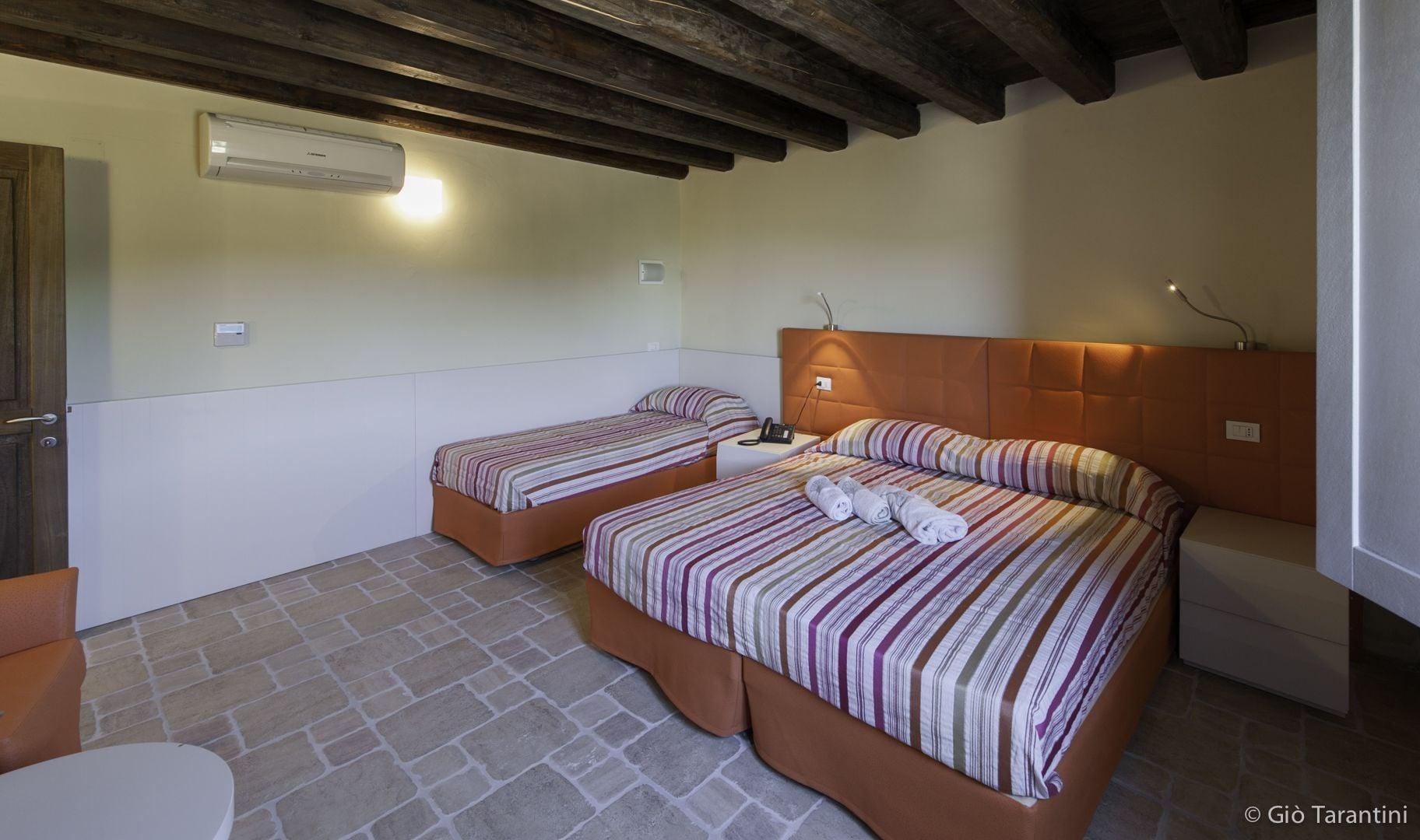 Hostal Liscia Country Relais Sant'Antonio di Gallura Exterior foto