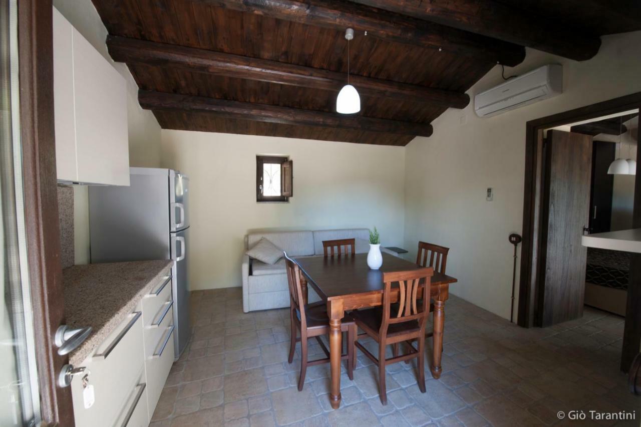 Hostal Liscia Country Relais Sant'Antonio di Gallura Exterior foto