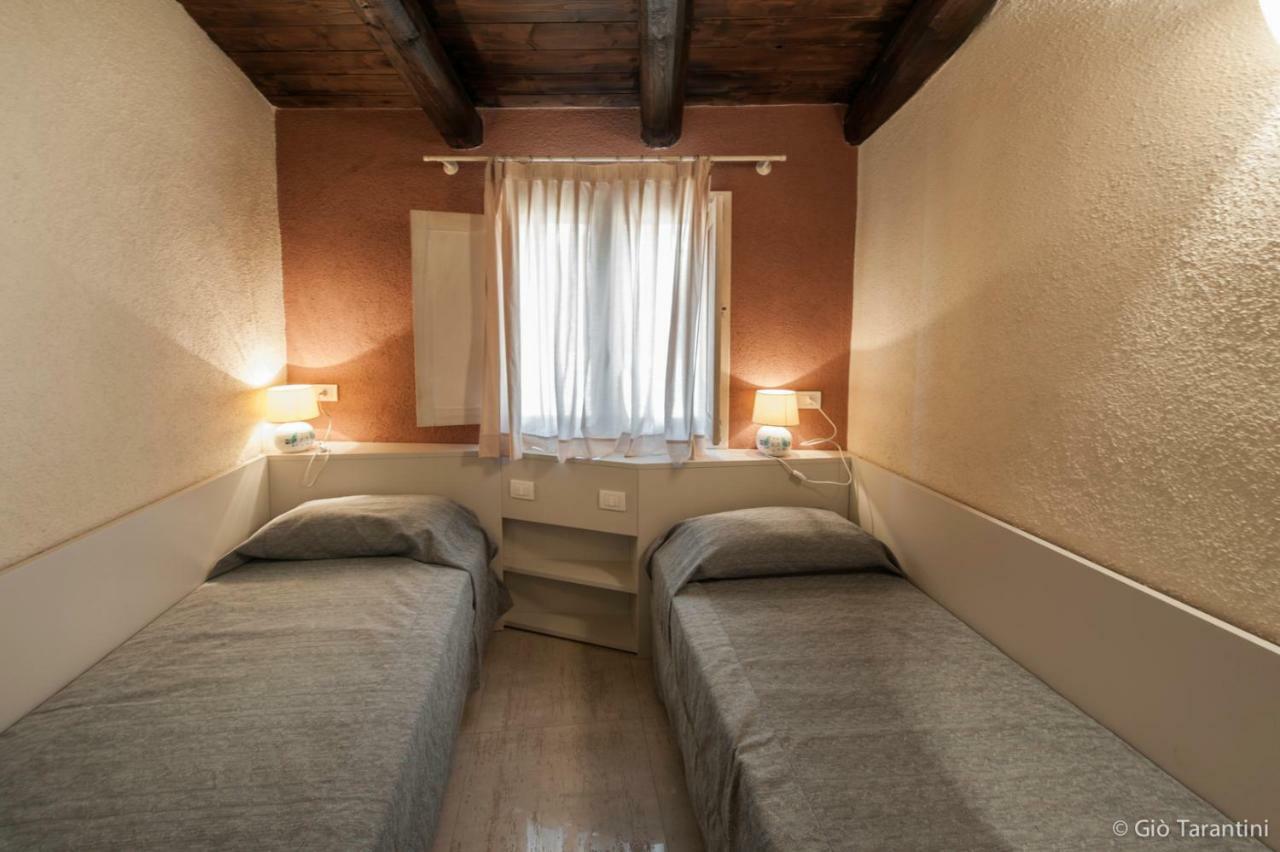 Hostal Liscia Country Relais Sant'Antonio di Gallura Exterior foto